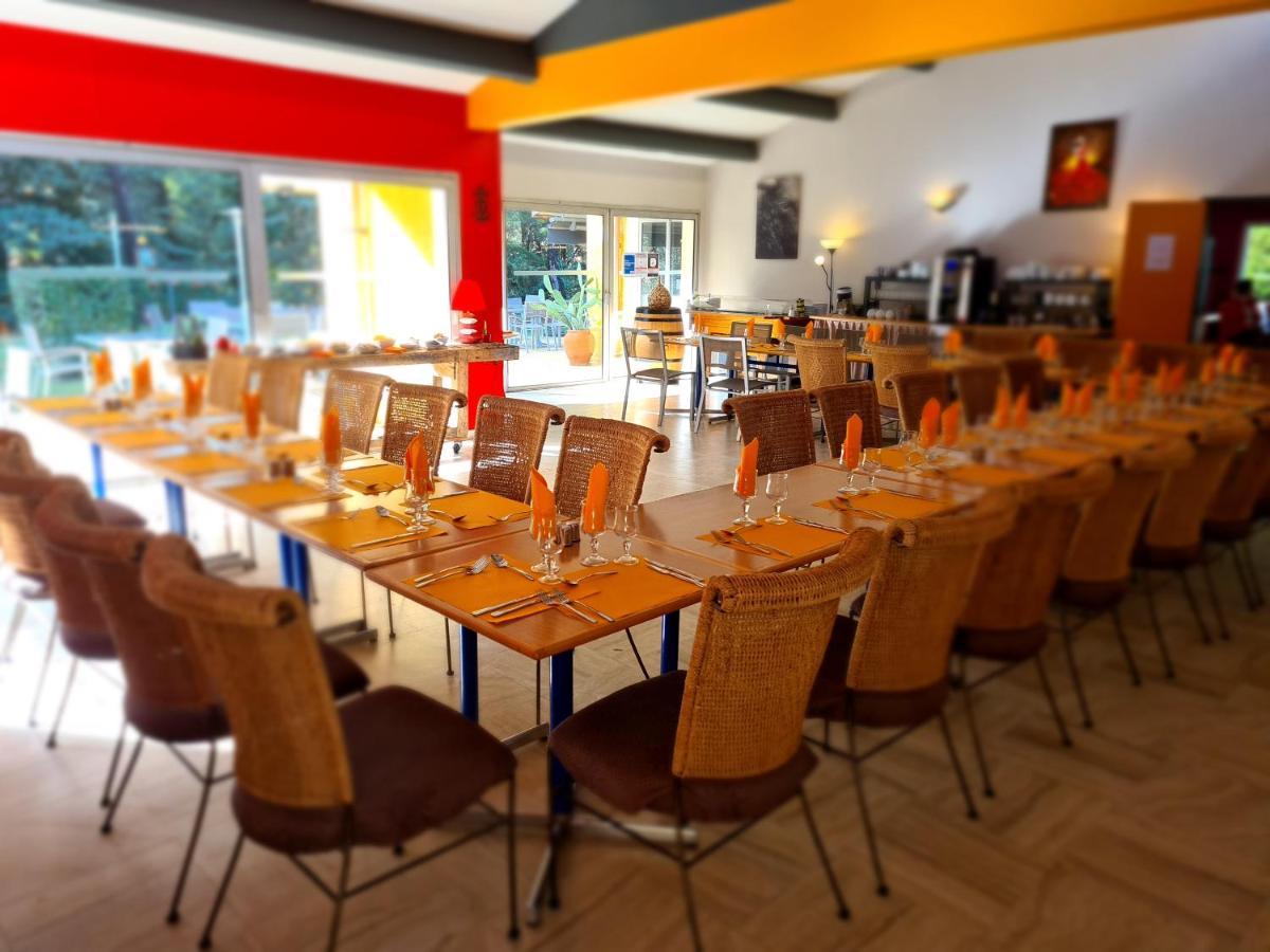 Hotel Restaurant Le Mas De L'Olivier Pont-Saint-Esprit Eksteriør billede