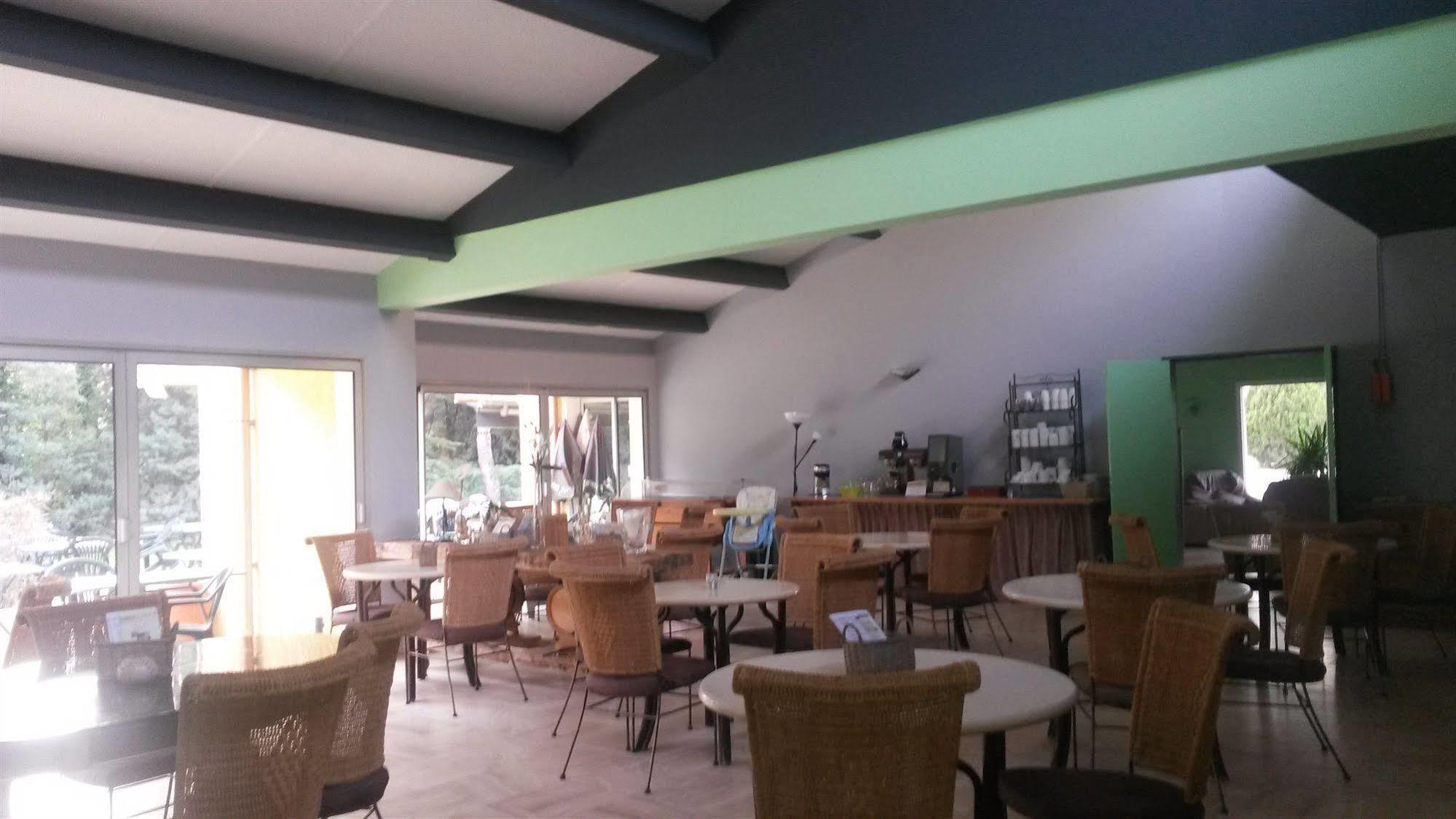 Hotel Restaurant Le Mas De L'Olivier Pont-Saint-Esprit Eksteriør billede
